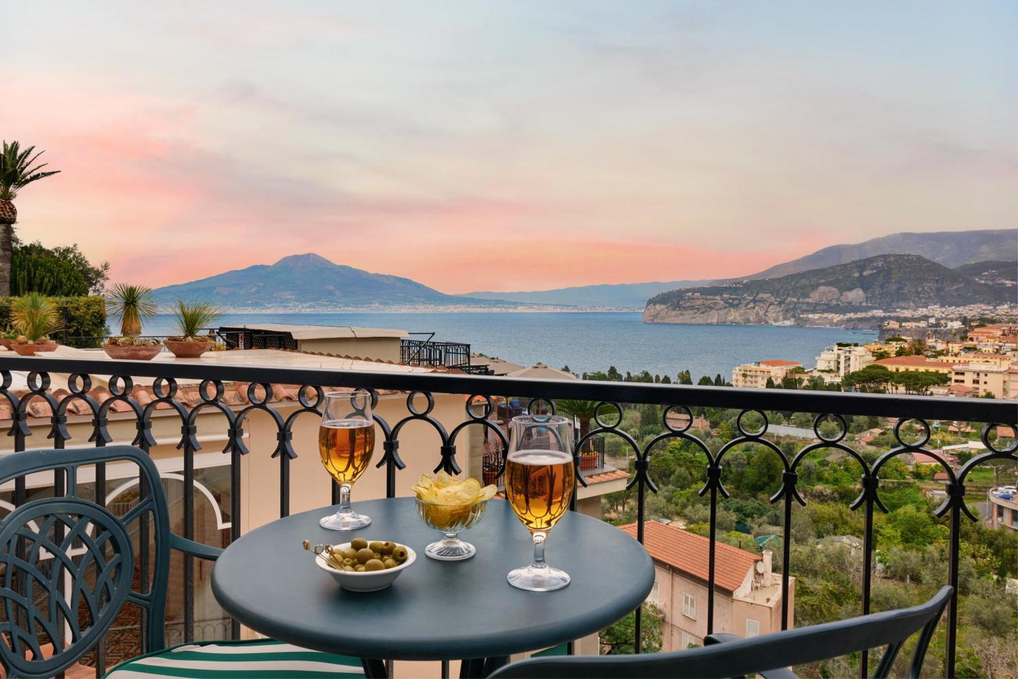 Grand Hotel Capodimonte Sorrento Esterno foto